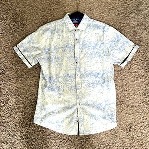 Men’s Short Sleeve Button Down - XL